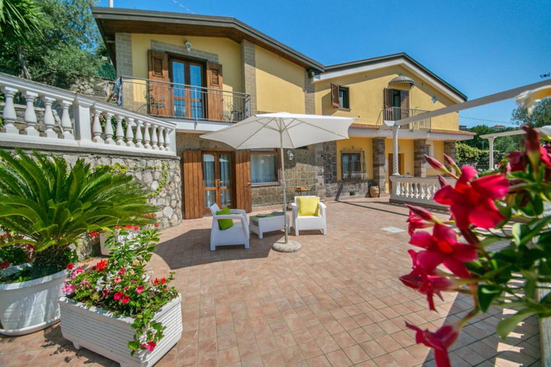 Villa Costanza sorrento B&b, Sant'Agnello, Italy