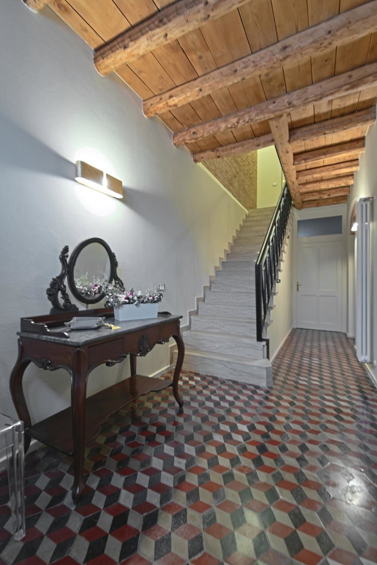 28 Alla Rotonda, Italy
