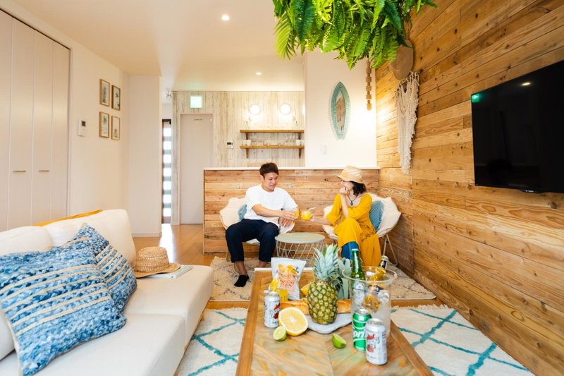 Guesthouse Seawall, Ginowan, Japan