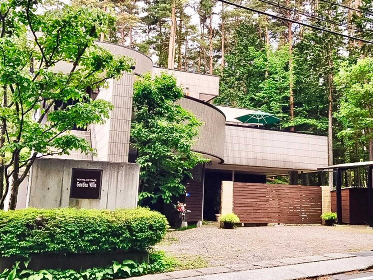 Garden Villa, Japan
