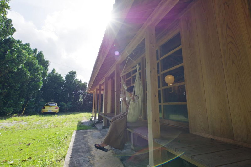 フクギに囲まれた家 さばんぎ沖縄古民家 SAVANGI Okinawan Designed Folk House, Nakijin, Japan