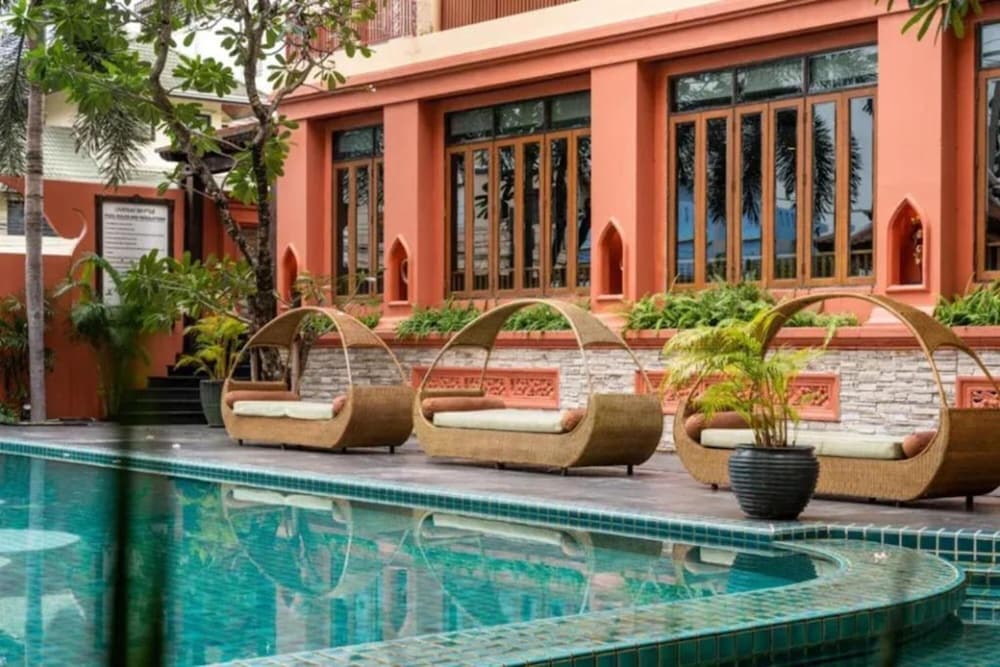 Sunday Chateau En Ville Pattaya, Thailand