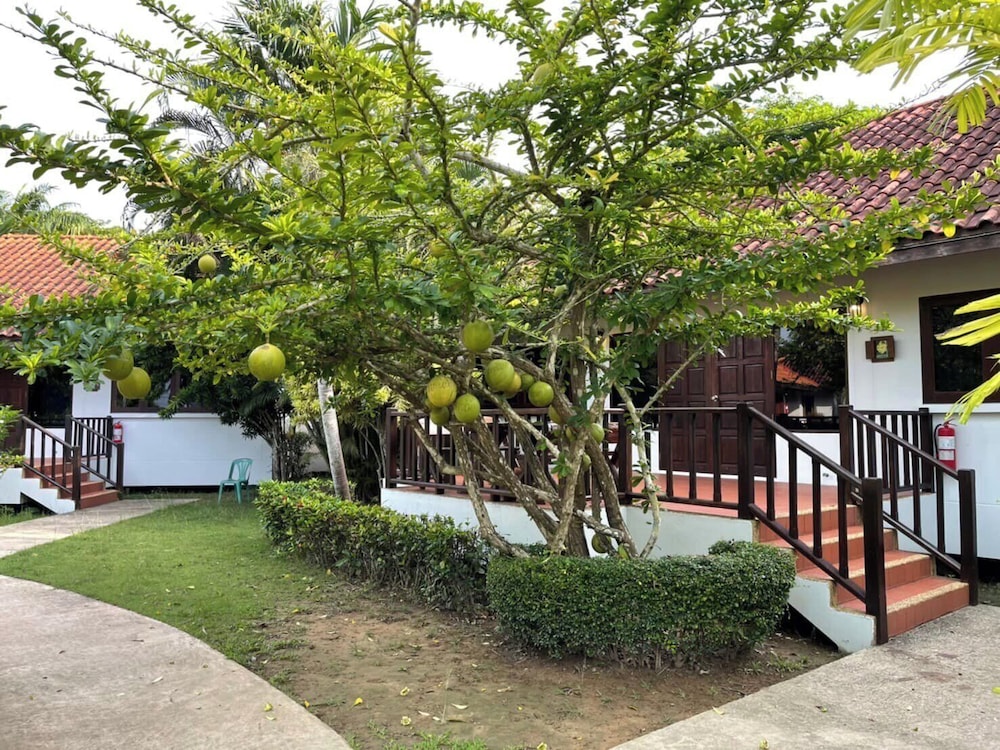 Sailom Resort Bangsaphan, Thailand