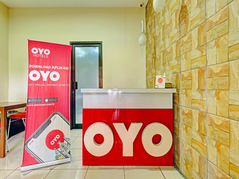 Super OYO 389 Sky Guesthouse, Semarang, Indonesia