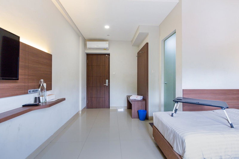 Urbanview Hotel Slipi Inn Palmerah, Jakarta, Indonesia