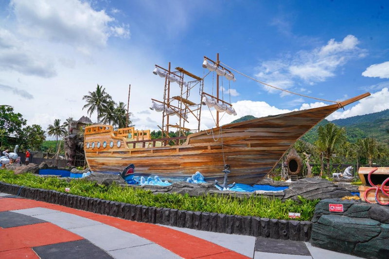 Sabda Alam Hotel & Glamping, Garut, Indonesia