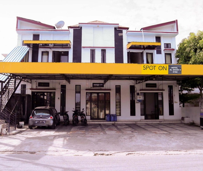 Hotel O Al-ghani 2 Syariah, Padang, Indonesia