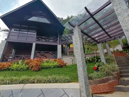 Flower Hill Villa Bali 'Villa Bukit Berbunga Bali', Bedugul, Indonesia