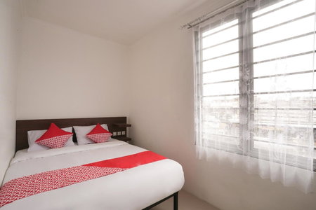 Hotel O Cibeureum Residence, Bandung, Indonesia