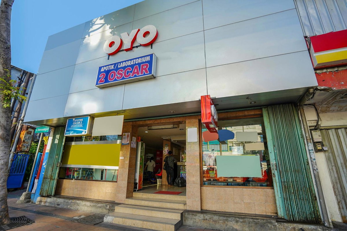 Hotel · Super OYO Capital O 1086 '2oscar, Surabaya