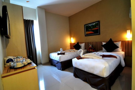 Rangkayo Basa Halal Hotel, Padang, Indonesia
