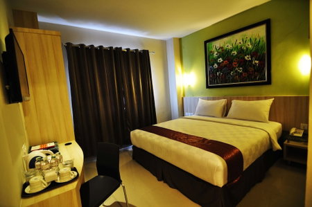 Rangkayo Basa Halal Hotel, Padang, Indonesia