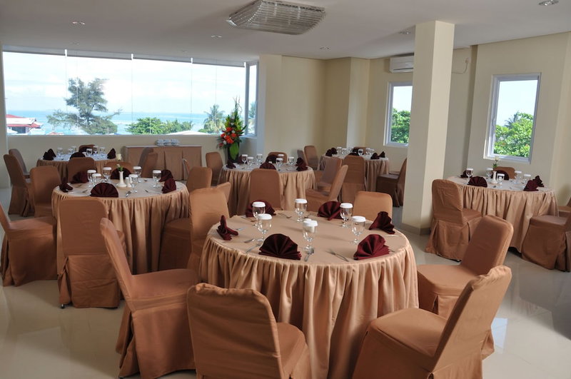 Rangkayo Basa Halal Hotel, Padang, Indonesia