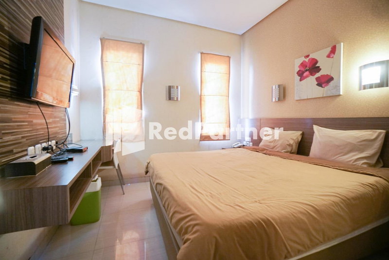 Tirta Mansion Lippo Karawaci Mitra RedDoorz, Karawaci, Indonesia