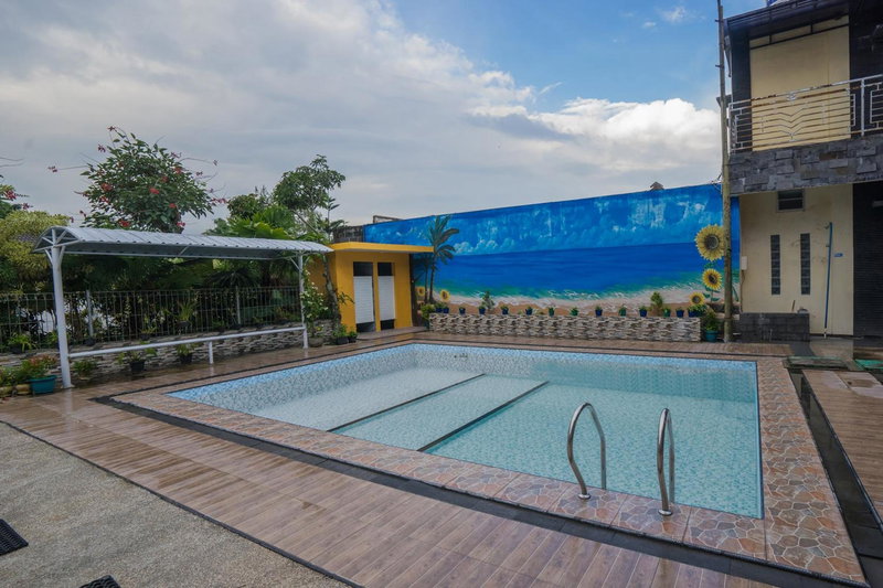 Hotel O Central Batu Near Jatim Park 3 Formerly Bunga Matahari Hotel, Batu, Indonesia