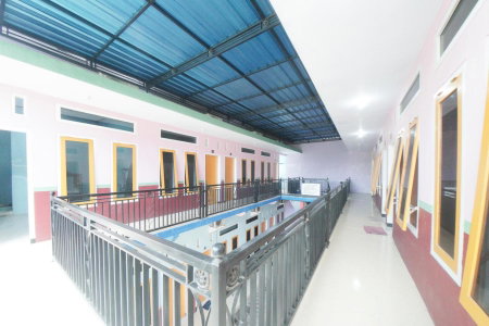 RedDoorz Syariah near Mall Roxy Banyuwangi 2, Banyuwangi, Indonesia