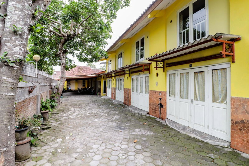 Hotel Kayu Manis, Kaliurang, Indonesia