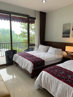 Platinum Dago Resort villa 15px Private Pool Bandung, Bengkok, Indonesia
