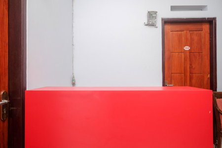 RedDoorz at Lapangan Bandara Sam Ratulangi Manado, Manado, Indonesia