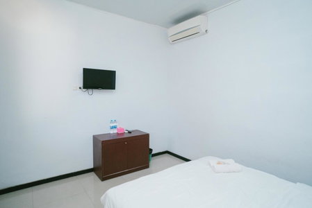 Urbanview Hotel Griya Surya Malang by RedDoorz, Malang, Indonesia