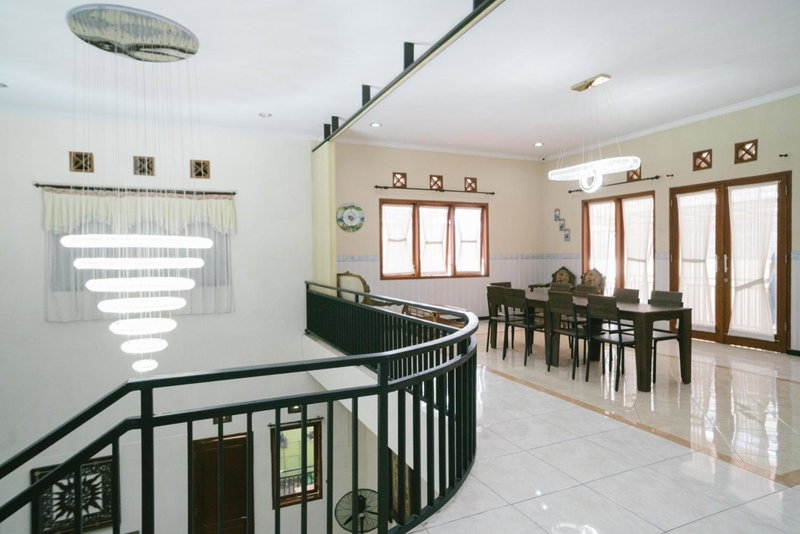 Urbanview Hotel Griya Surya Malang by RedDoorz, Malang, Indonesia