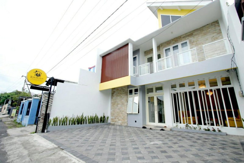 Borobudur Homestay Keluarga, Banyuwangi, Indonesia