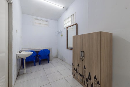 Urbanview Hotel D'Pineapple Villa Ciater by RedDoorz, Subang, Indonesia