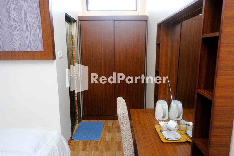 Guest House Bibong Makassar Mitra RedDoorz, Makassar, Indonesia