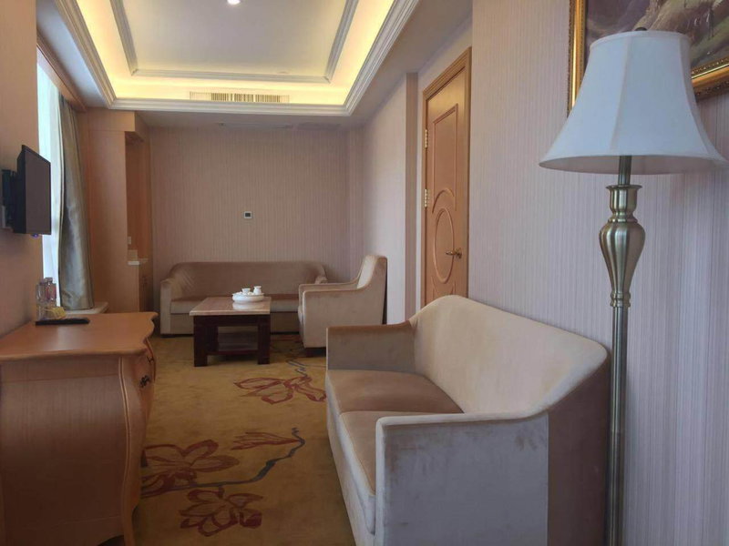 Vienna International Hotel Shenzhen Xiashuijing Metro Station, Shenzhen, China