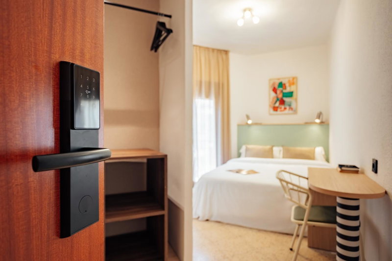 Hotel Robson - Smart Hotel, Lloret de Mar, Spain