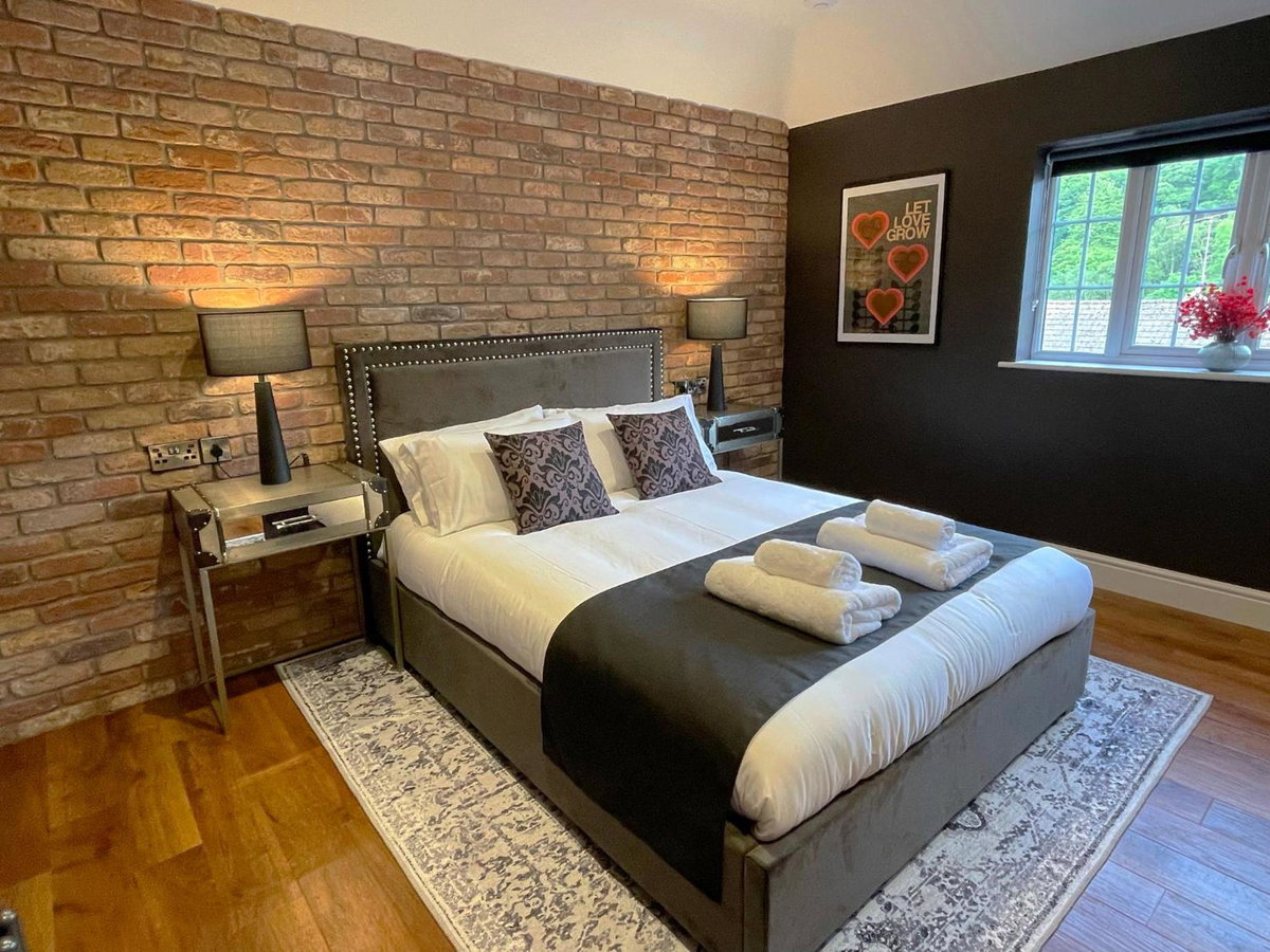 Hotel · 'The Loft', Yeovil