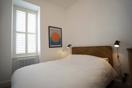 Beach house no2 with amazing sea views and private garden onto beach., Fairlie, United Kingdom
