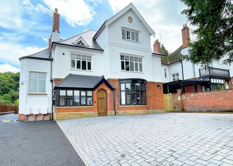 Selworthy - Luxury 3 Bedroom Apartment, Yeovil, United Kingdom