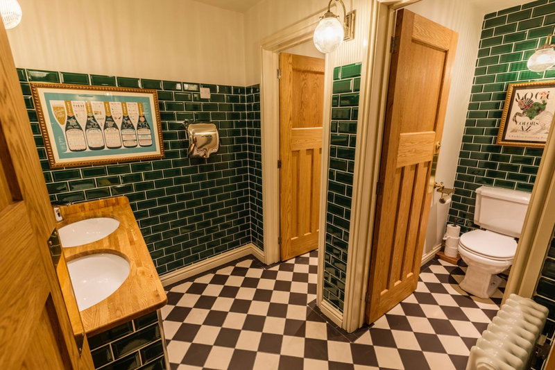 The Spirit Vaults, Melbourne, United Kingdom