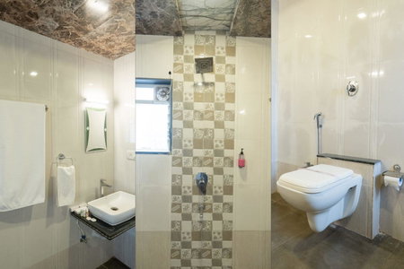 Strawberry King Resort, Mahabaleshwar, India