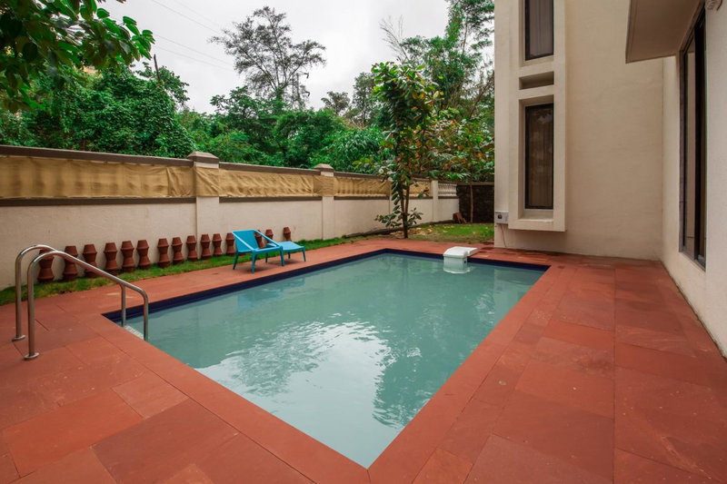 StayVista's Greenwoods Villa 10 - City-Center Villa with Private Pool, Terrace, Lift & Carrom Board, Lonavala, India