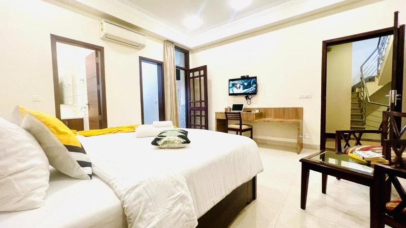 BluO Studio4 Golf Course Road - Gym, Balcony, Lift, Gurgaon, India