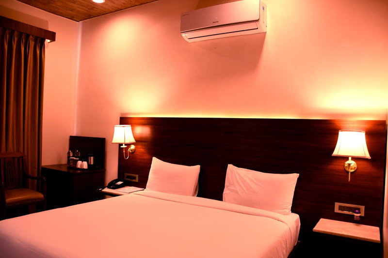 Mastiff Villa Camellia by OTHPL, Pālampur, India
