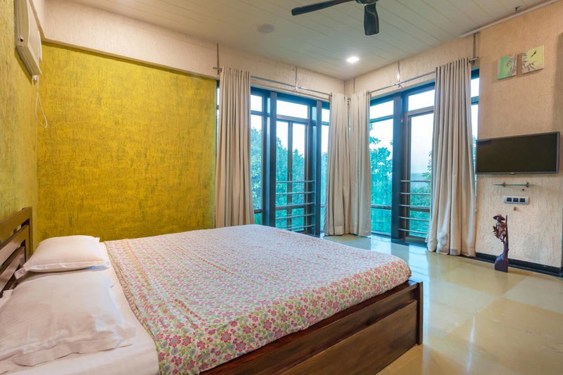 SaffronStays Bellini, Karjat, Dhamni, India