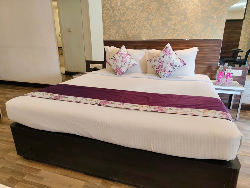 Regenta Place Bangalore, Cunningham Road, Bangalore, India
