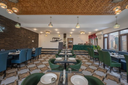 Echor Kashmir Holidays Resort Srinagar, Srinagar, India