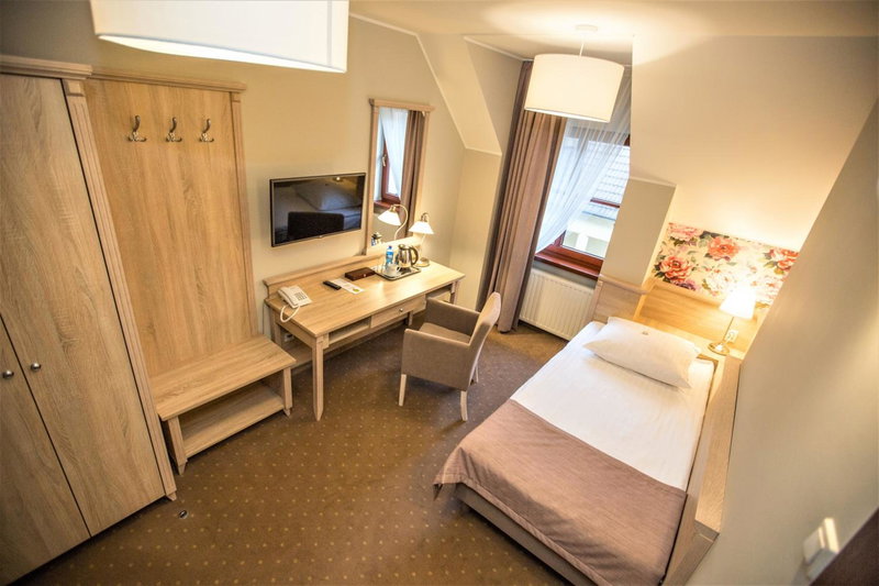 Hotel i Restauracja Pod Szyszkami, Krotoszyn, Poland