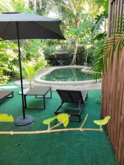 Travellers Paradise, Cairns, Australia