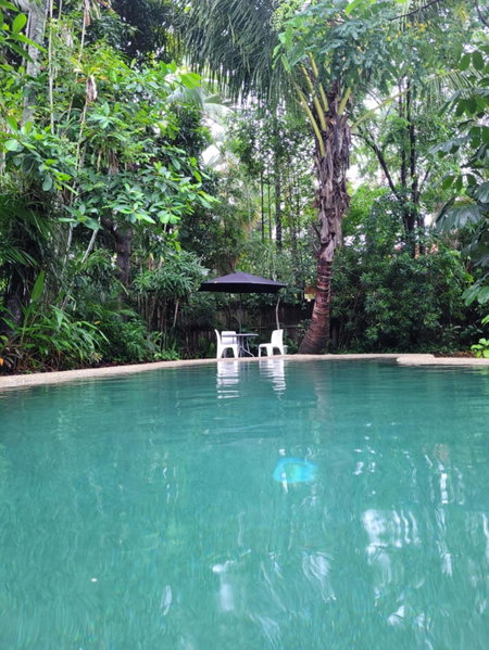 Travellers Paradise, Cairns, Australia