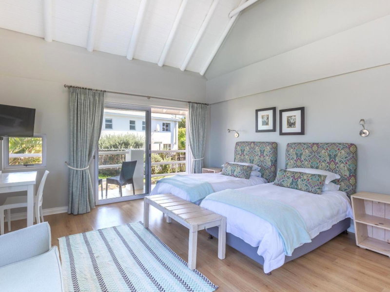 Beach Break Guest Houses and Villas, Cape St Francis, South Africa