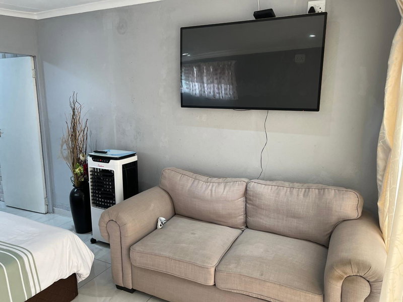 The Cottage, Rustenburg, South Africa