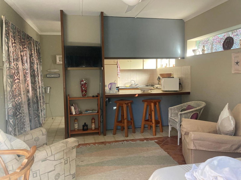 1 bed garden flat, Umzumbe, South Africa