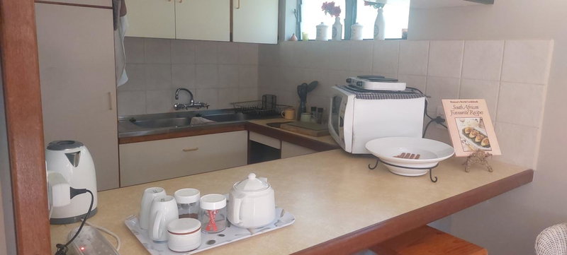 1 bed garden flat, Umzumbe, South Africa