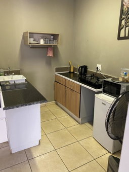 Menlyn Mews BnB, Pretoria, South Africa