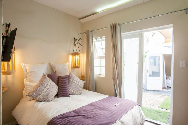 Bedrock Guest Studios, Strand, South Africa